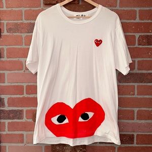 Mens COMME des GARÇONS R3plica T-Shirt White with Red Graphics in Size L